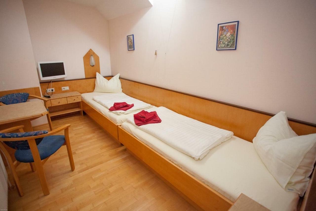 Hotel Roderich 2*